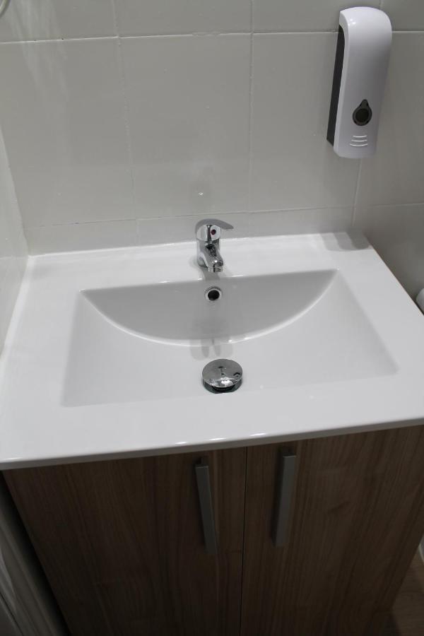 Serendipia Ávila Luaran gambar